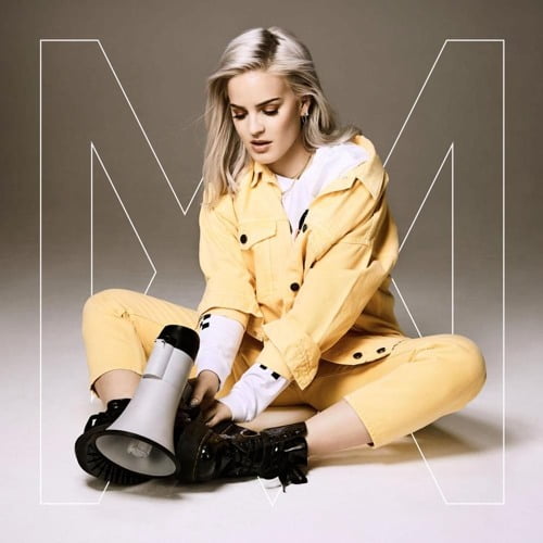 Anne-Marie – 2002